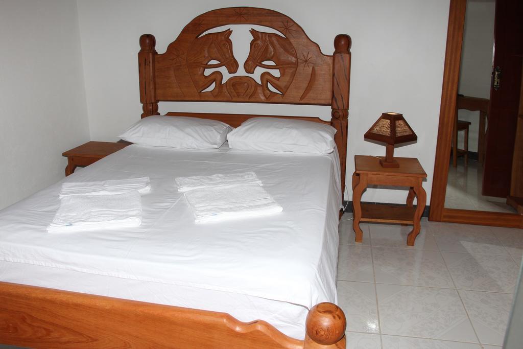קרולינה Hotel Fazenda Arara Azul חדר תמונה